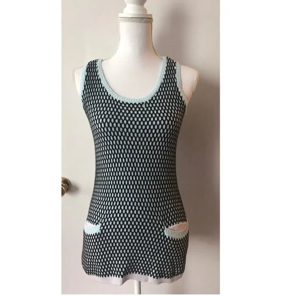 Romeo + Juliet Top NWT - Picture 1 of 8